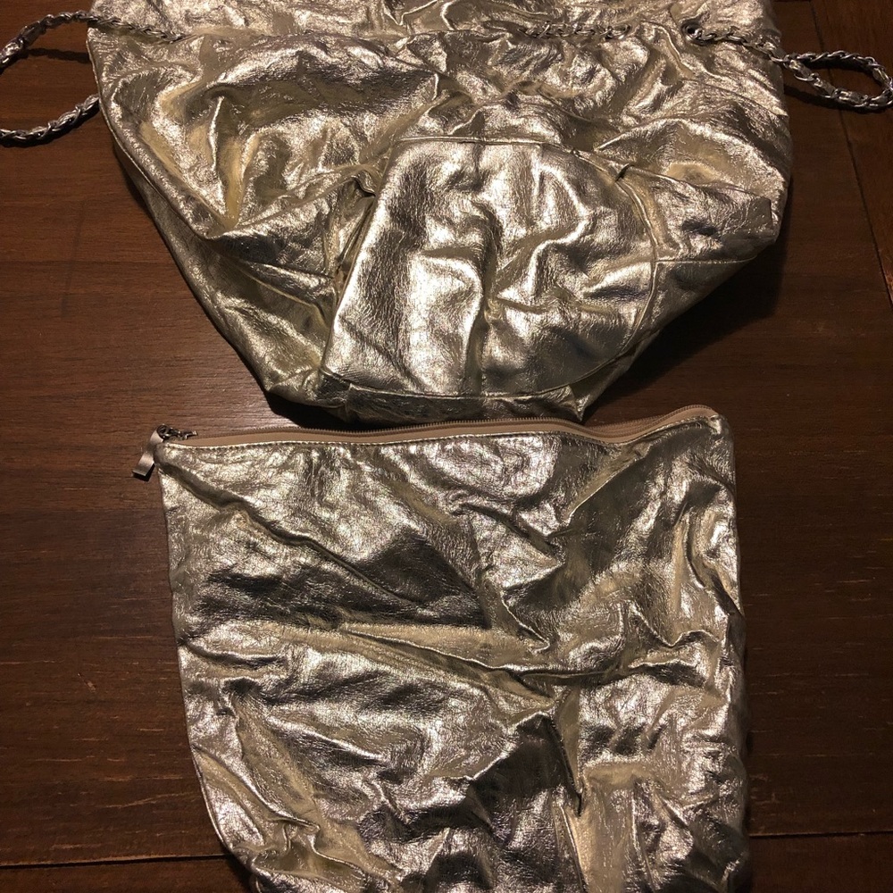 Cache crushed gold (silver lining) satchel and bag